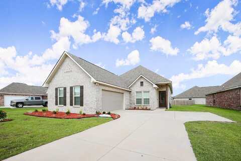7044 Panama Canal Dr, Gonzales, LA 70737