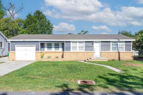 206 St Philip St, Raceland, LA 70394