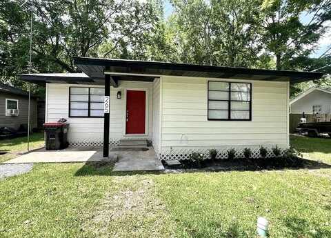 265 W Hartel, Sour Lake, TX 77659