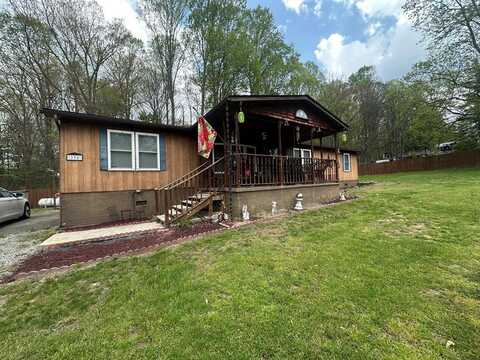 332 State Street, OAK HILL, WV 25901