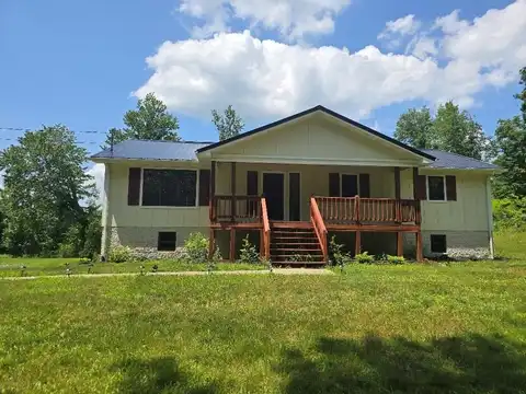 650 Sweeneysburg Road, SWEENEYSBURG, WV 25880