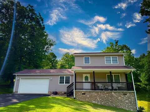 144 Oak Ridge Lane, SHADY SPRING, WV 25918