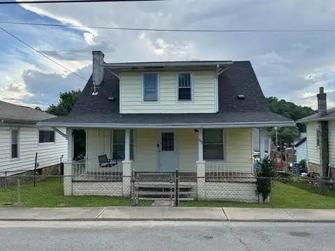 207 Chestnut Street, BECKLEY, WV 25871
