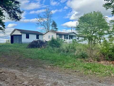 124 COTTONWOOD LN., BEAVER, WV 25813