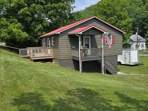 118 Rich Creek Rd, ANSTED, WV 25812