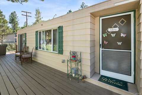 391 Montclair Drive, Big Bear City, CA 92314