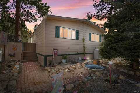 391 Montclair Drive, Big Bear City, CA 92314