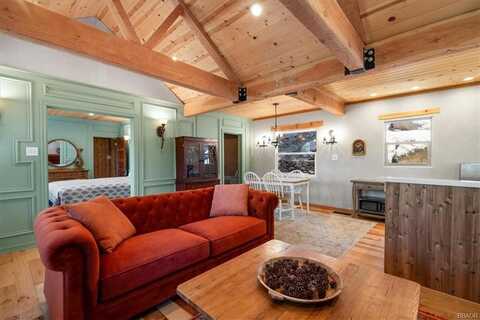 27 Big Bear Boulevard, Big Bear Lake, CA 92315
