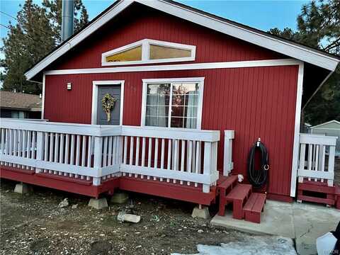 165 Sunset Lane, Sugarloaf, CA 92386