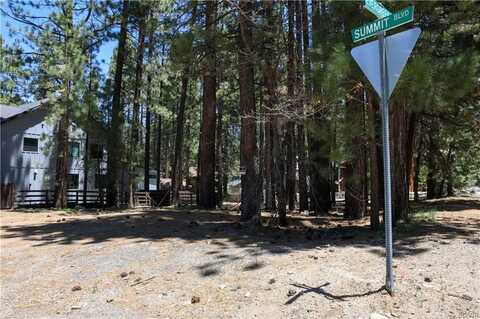 689 Summit Boulevard, Big Bear Lake, CA 92315