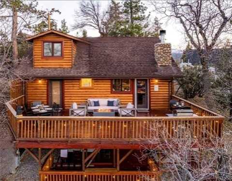 1127 Crags Lane, Fawnskin, CA 92333