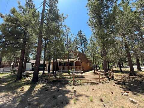 2076 8th Lane, Big Bear City, CA 92314