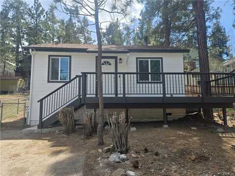 308 East Sherwood Boulevard, Big Bear City, CA 92314