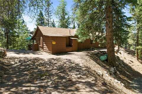 372 Pine Hill Drive, Fawnskin, CA 92333