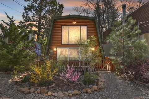 629 Cedar Lane, Sugarloaf, CA 92386