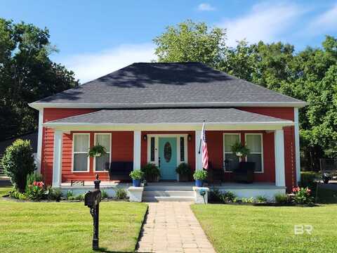 210 McRae Street, Atmore, AL 36502