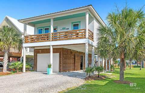 421 W 2nd Avenue, Gulf Shores, AL 36542