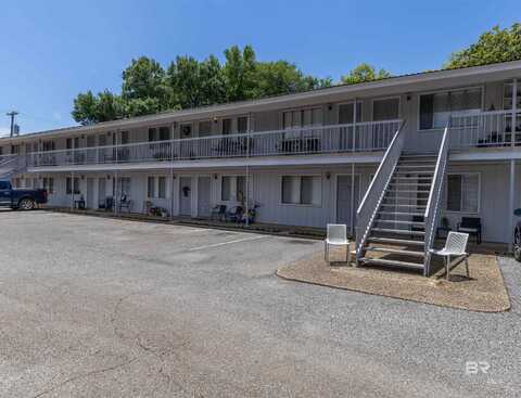 208 Fairhope Avenue, Fairhope, AL 36532
