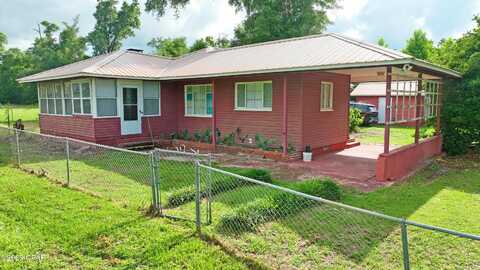 18527 Highway 231, Fountain, FL 32438