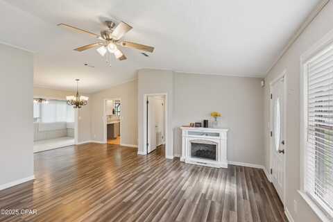 3127 4th Street, Marianna, FL 32446