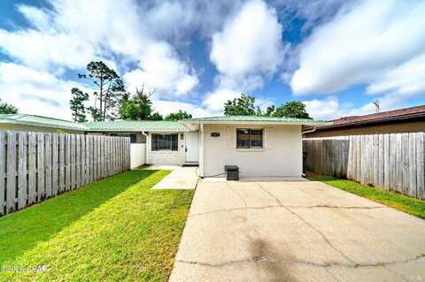 823 Bradley Circle, Lynn Haven, FL 32444