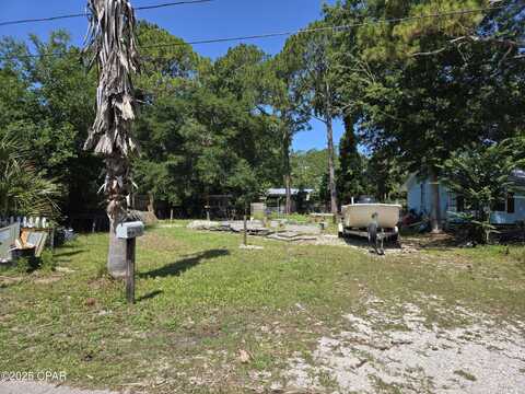 444 22nd Avenue, Apalachicola, FL 32320