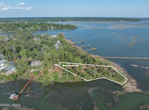 418 Islands Avenue, Beaufort, SC 29902