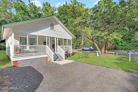 123 Moore Street, Walterboro, SC 29488