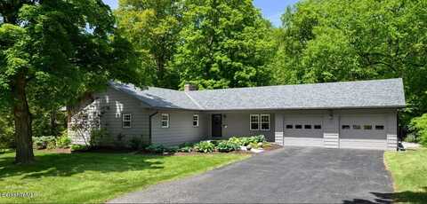 206 Sand Springs Rd, Williamstown, MA 01267