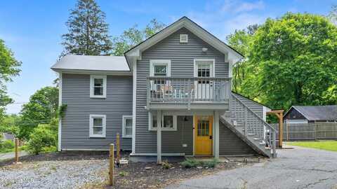 207 South Mountain Rd, Pittsfield, MA 01201