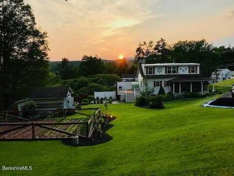 60 Summer St, Lanesborough, MA 01237