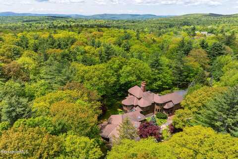 293 Sandisfield Rd, New Marlborough, MA 01230