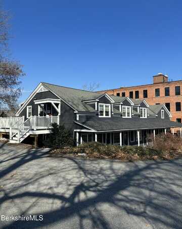 173 Water St #1, Williamstown, MA 01267