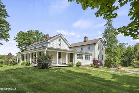 16 Glendale Middle Rd, Stockbridge, MA 01262