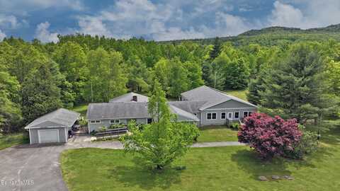 458 Monterey Rd, Great Barrington, MA 01230