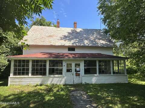 425 Barbour St, North Adams, MA 01247