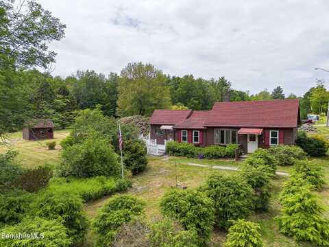 42 West Hubbard Rd, Sandisfield, MA 01255