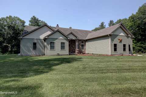 7 Perry Rd, Sandisfield, MA 01255