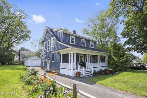 31 Lexington Pkwy, Pittsfield, MA 01201