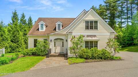 4 Stoneledge Rd, Lenox, MA 01240