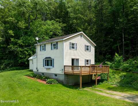 901 State Rd, Cheshire, MA 01225
