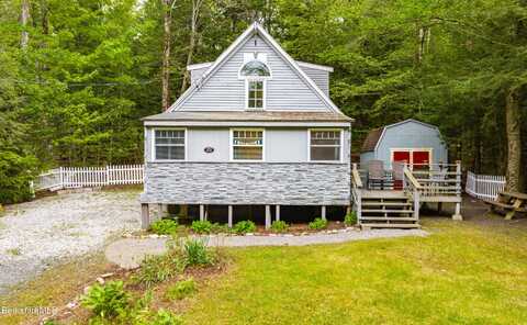 151 Excalibur Dr, Becket, MA 01223