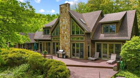 5 Easland Rd, West Stockbridge, MA 01266