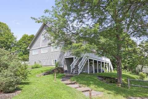 2 Wallace Rd, Stockbridge, MA 01262