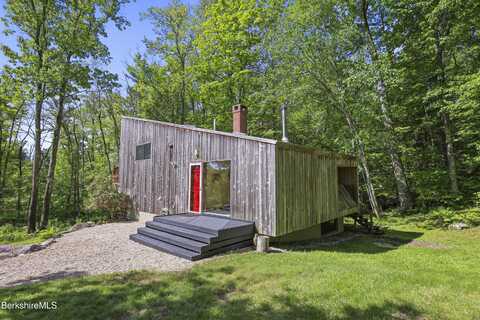 284 Brewer Branch Rd, New Marlborough, MA 01230