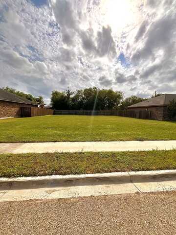1011 Bluecrest, Beeville, TX 78102