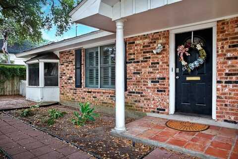 506 E Hefferman, Beeville, TX 78102