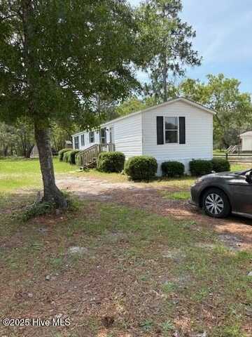 733 Sand Hill Drive SW, Supply, NC 28462