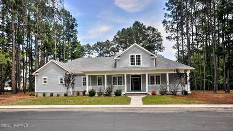 9265 W Lake Road, Calabash, NC 28467