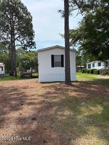 729 Sand Hill Drive SW, Supply, NC 28462